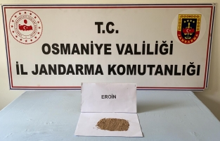 Uyuşturucuyu piyasaya süremeden yakalandı!