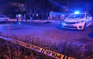 Anne ile kızı trafik kazası ayırdı