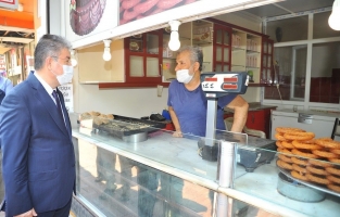 Vali Yılmaz'dan esnaflara sürpriz ziyaret
