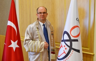 Rektör Türk'ten OKÜ'yü tercih eden öğrencilere mesaj