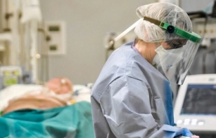 Koronavirüs'ten bir can kaybı daha