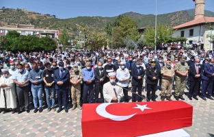 Şehidimiz Uzman Çavuş Sami Yılmaz son yolculuğuna uğurlandı