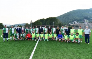 Basın mensupları ile protokol, dostluk maçında buluştu