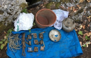 Osmaniye'de EYP yapımında kullanılan malzeme ele geçirildi