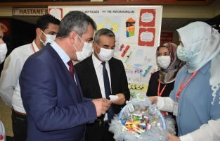 Minik yüreklerden sağlık çalışanlarına moral