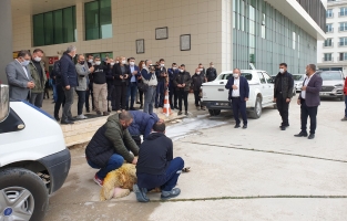 Koronavirüsü yenen Başkan Tarhan dualarla görevine başladı