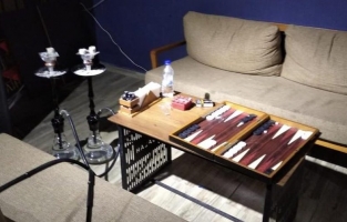 Covid-19 tedbirlerini ihlal eden kafedekilere ve işletmecisine ceza yazıldı