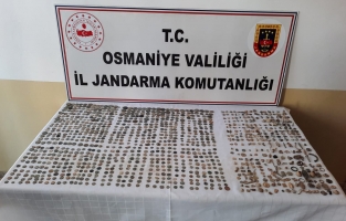 Roma ve Bizans dönemine ait 300 tarihi eser ve 1.790 sikke ele geçirildi
