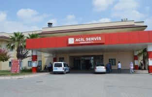 Valilikten 'Radyoloji teknikeri Z. C.'nin hastane bahçesinde bir grup sivil polis tarafından darp edildiği' iddiasına yanıt