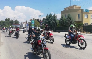 Motosiklet tutkunlarının 'Ali Dayı'sı gözyaşlarıyla toprağa verildi