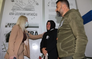 Azra Gülendam Haytaoğlu adına okuma salonu açıldı