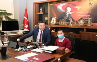 Osmaniye Engelliler Platformundan Rektör Uzun'a ziyaret