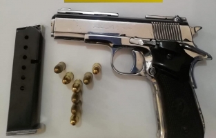 Polis uygulamasında 12 ruhsatsız silah ele geçirildi