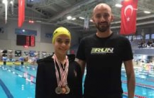 Ayşe Sena 3 sitilde 3 madalya kazandı