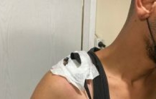 Ehliyet sınavına kopya düzeneği ile giren şahıs yakayı ele verdi