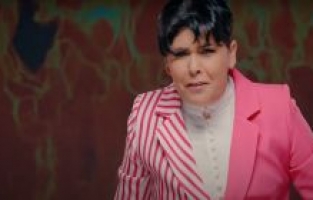 Cansever'den yeni şarkı "Çukur"