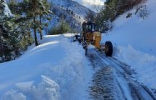 Osmaniye'de kardan dolayı kapanan 41 köy yolu ulaşıma açıldı