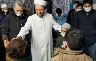 Sabah Namazı Buluşmaları'na çocuklar ve gençler ilgi gösteriyor