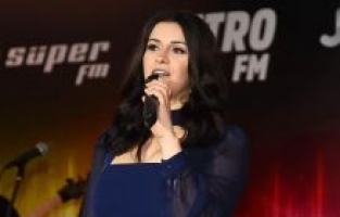 Duygu Atakan “En İyi Kadın Radyo Programcısı” ödülünü aldı