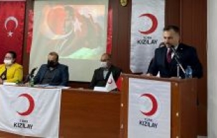 Kadirli Kızılay'da Zafer Biçer güven tazeledi