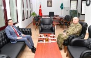 Rektör Uzun'dan Garnizon Komutanı Kocabaş’a hayırlı olsun ziyareti