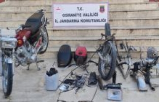 Motosiklet hırsızlığı şüphelileri yakalandı