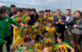 Osmaniye'de U-16 Lig şampiyonu Osmaniyespor FK oldu