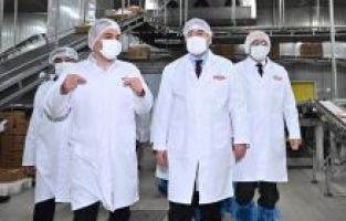 Vali Dr. Erdinç Yılmaz, Şenpiliç'i ziyaret etti