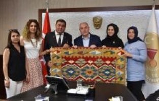 Şehit aileleri derneğinden Vali Coşkun'a ziyaret