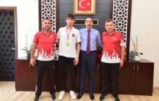 Dünya Şampiyonasına gidiyor