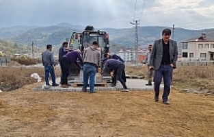 Hasanbeyli'de  parke taşı döşeme çalışması