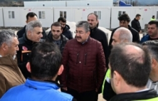 Depremzedeler için konteyner kent kuruluyor