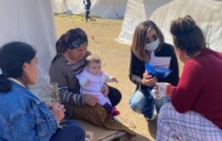 Çadır kentlerde gebe, bebek, çocuk izlemleri devam ediyor