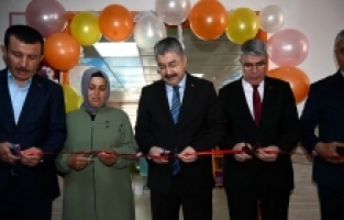 Depremde vefat eden Öğretmen Ayşe Nur Aksu adına Namık Kemal Ortaokulu'nda Z Kütüphane açıldı