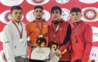 25. Uluslararası Zafer Kupası ve Şampiyonlar Güreş Turnuvası Antalya'da başladı