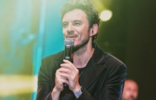 Konser şampiyonu Buray hız kesmeden devam ediyor