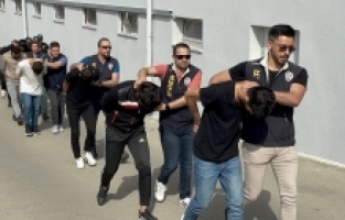 Adana merkezli sahte ilanla dolandırıcılık soruşturmasında gözaltı sayısı 11'e çıktı