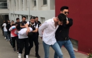 Adana'da araç satma bahanesiyle dolandırıcılığa 7 tutuklama