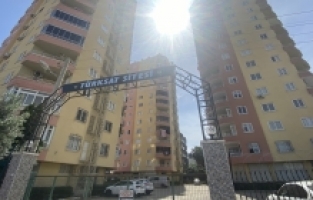 Mersin'de çocuğun ölü bulunmasıyla ilgili yakalanan site görevlisi tutuklandı