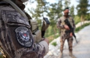 Osmaniye merkezli terör operasyonunda 7 şüpheli yakalandı