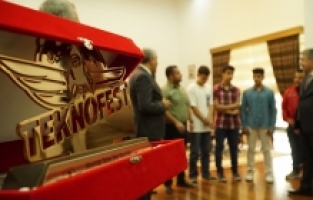 Teknofest'ten ödülle döndüler