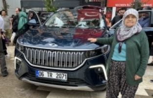 Türkiye'nin otomobili Togg Kumluca'da tanıtıldı