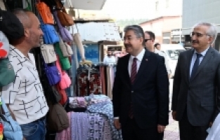 Vali Yılmaz, Kadirli'de esnaf ziyaret etti