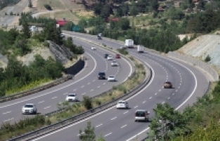 Adana-Pozantı-Ankara Otoyolu'nda bayram yoğunluğu