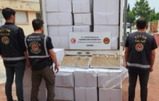 Adana'da 1,1 milyon kaçak makaron ele geçirildi