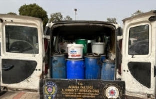 Adana'da kaçakçılık operasyonunda 3 zanlı yakalandı