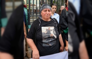 Antalya'da eski eşini bıçakla öldürdüğü iddia edilen sanık hakim karşısında