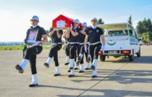 Hatay'da şehit olan komiser yardımcısının cenazesi Kırklareli'ne uğurlandı
