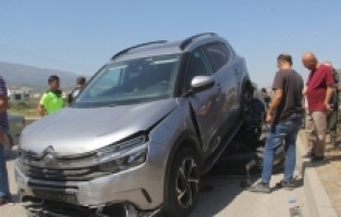 Hatay'da 7 aracın karıştığı zincirleme trafik kazasında bir kişi yaralandı