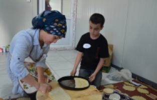 Kahramanmaraş'ta konteyner kentte yemek yarışması yapıldı